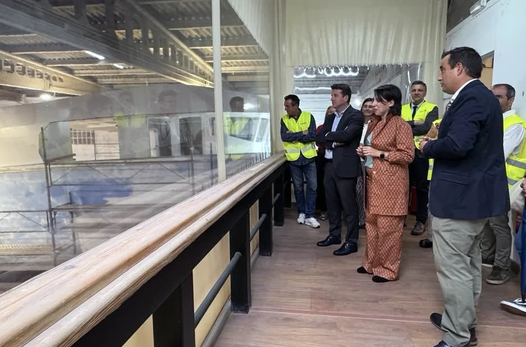 Visita de la Conselleira de Economía e Industria a Samala Shipyard